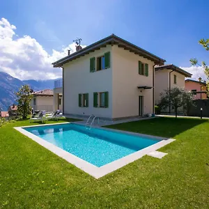  Villa Inti Italy